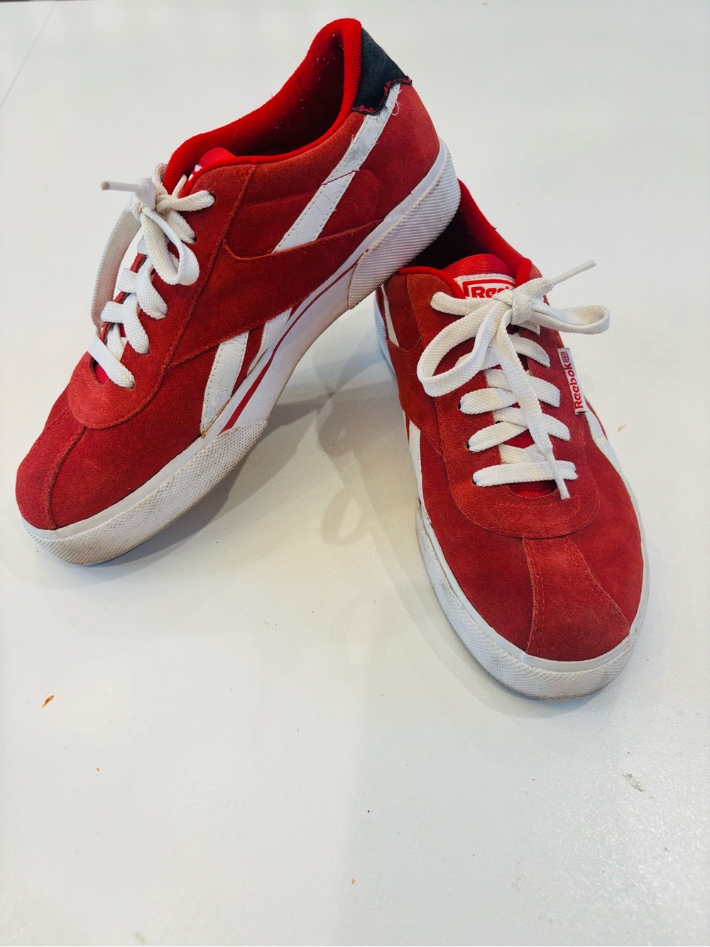 Reebok Red Suede Low-Top Sneakers with White Accents size 7.5 - Picture 9 of 12